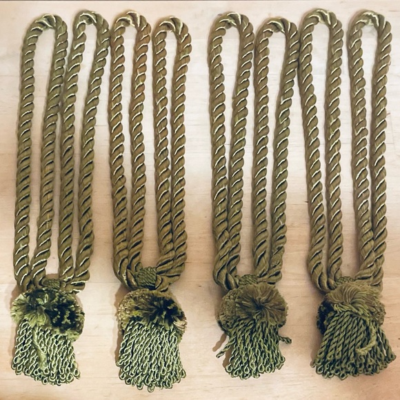4 Avocado Green Silk Tiebacks with Pompoms & Tassels - European Vintage Charm - Picture 2 of 5